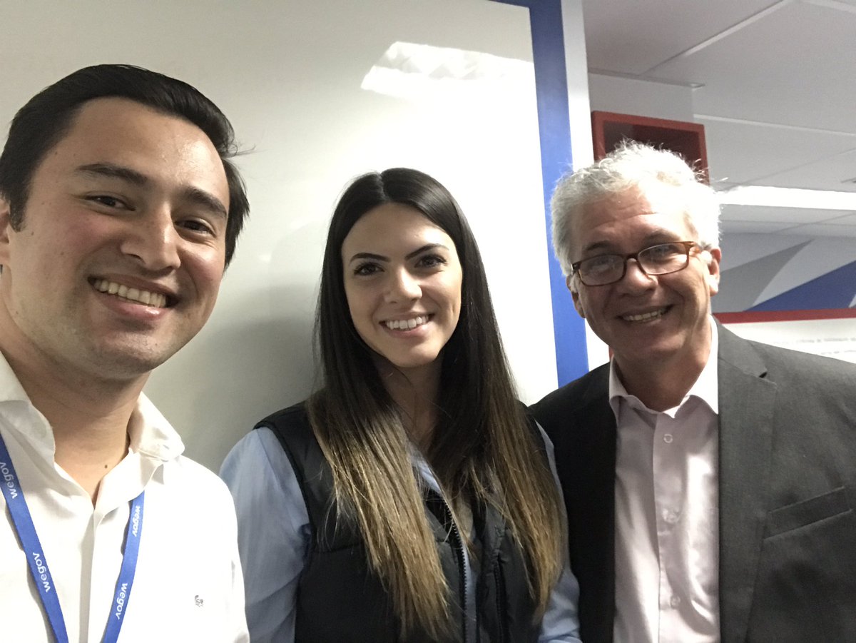 AndreTamura's tweet photo. Com mestre @AlvaroGregorio e a super @GabrielaDourado no #iJusplab #inovação https://t.co/gopOwkcXXK