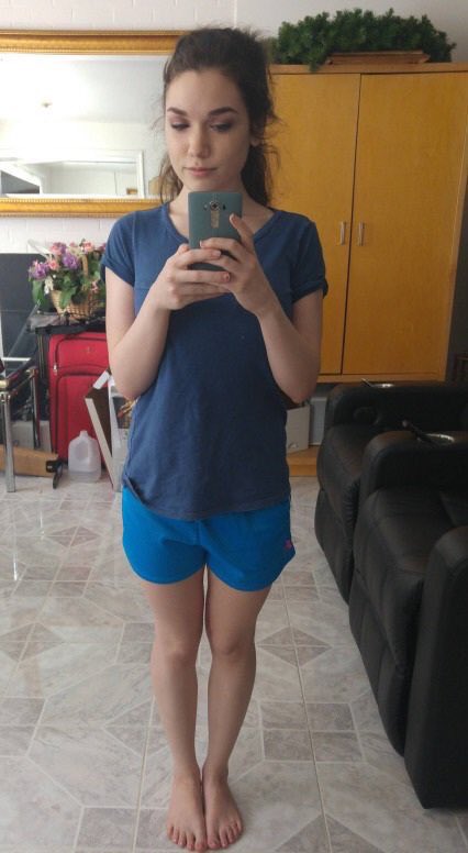 Üniversiteli Ayşe'nin daha fazla çıplak fotoğrafaları bc.vc/Rfj7JVA