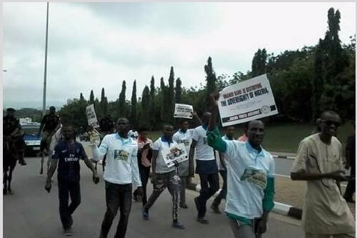 Photonews: Arewa Youths Hold Anti-Nnamdi Kanu Protest with police escort