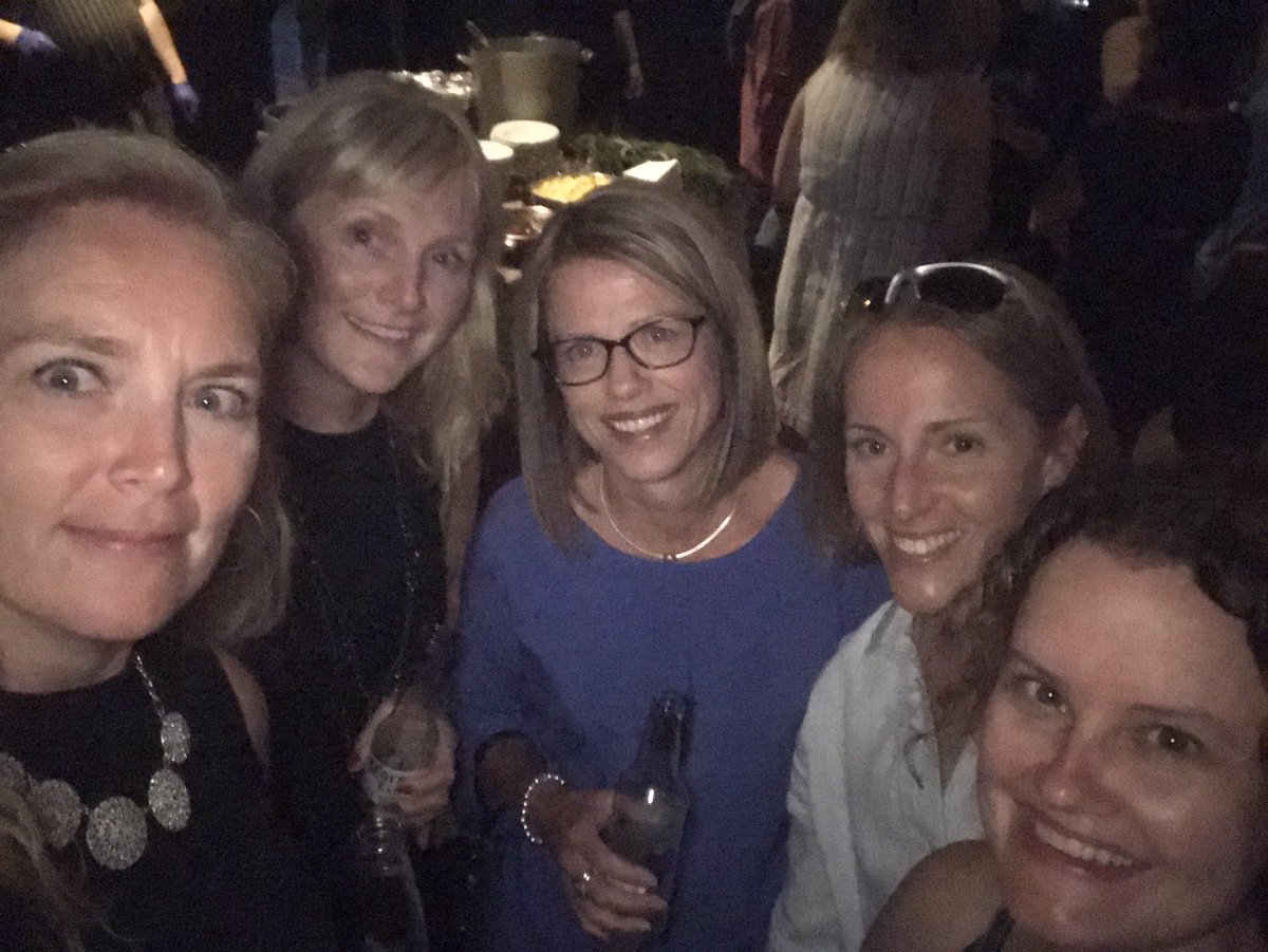 LoisChafe's tweet photo. #johnandamy2017 https://t.co/E0uqjSVW6y