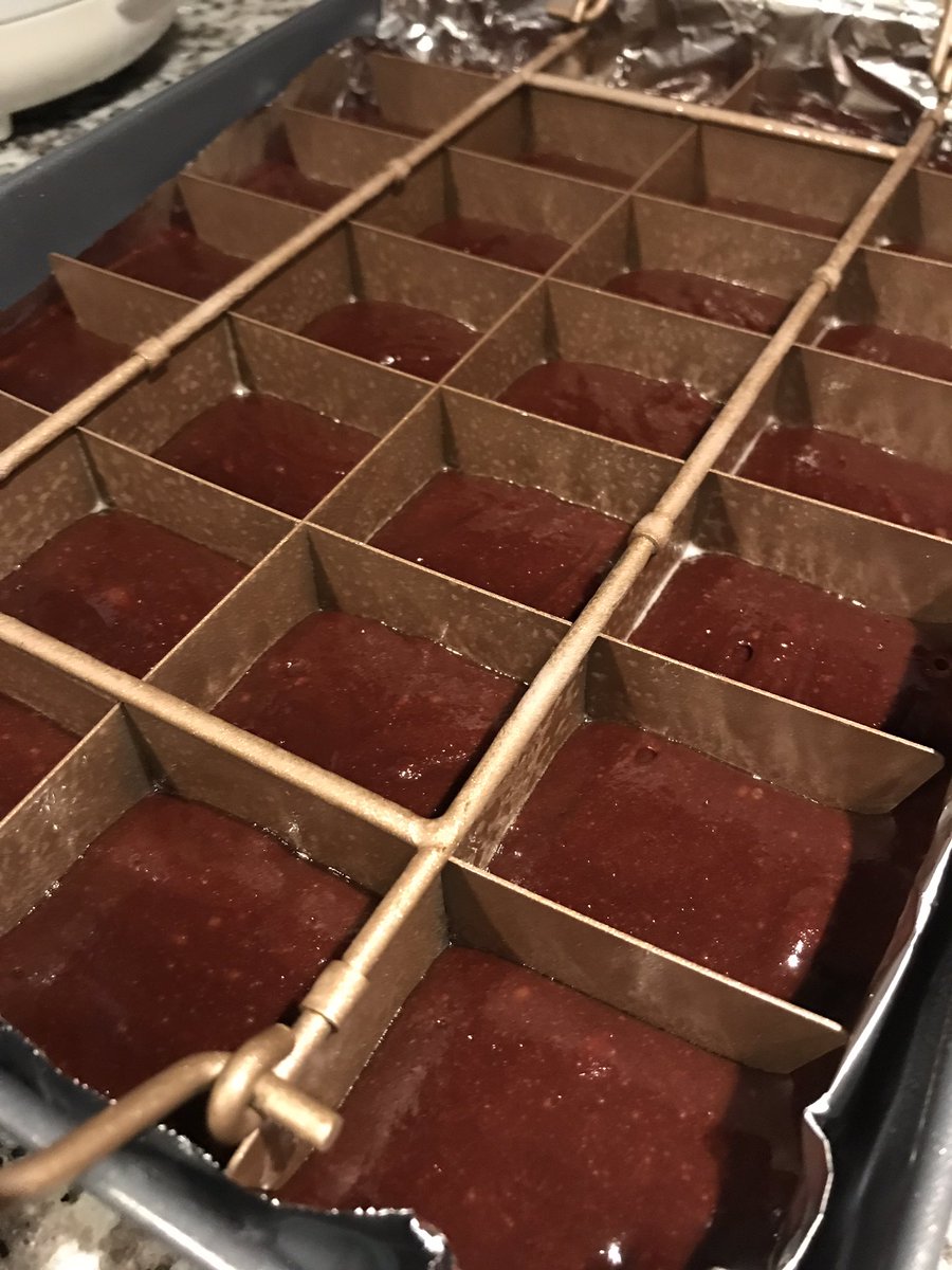 Da_ROOR's tweet image. The perfect brownie. #thc #edibles