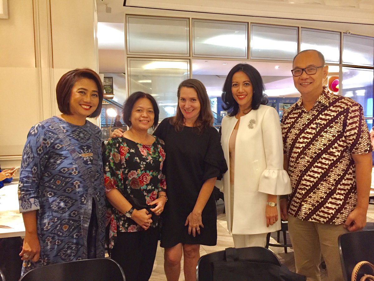 Lunch with UWRF's Founder Janet de Neefe &amp; news media executives.