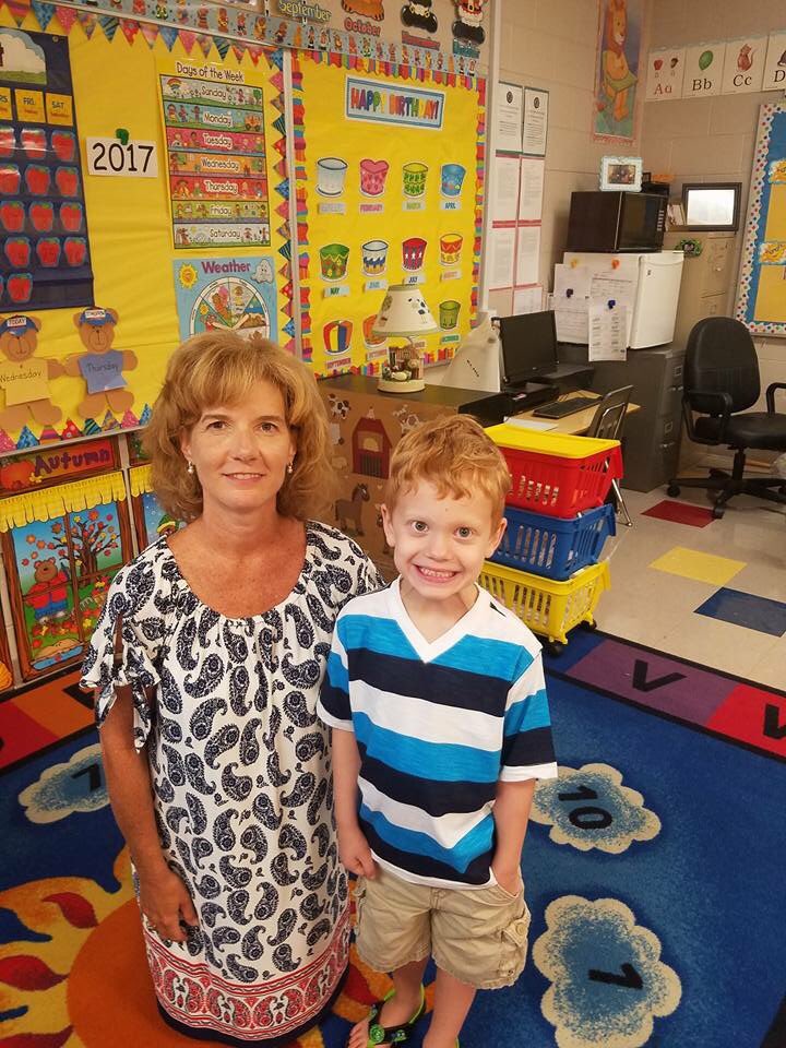 rtrteacher's tweet photo. So excited for my children this year! #thirdgrade #kindergarten #webejb #WeAreRcstn https://t.co/pst8lQUAzN