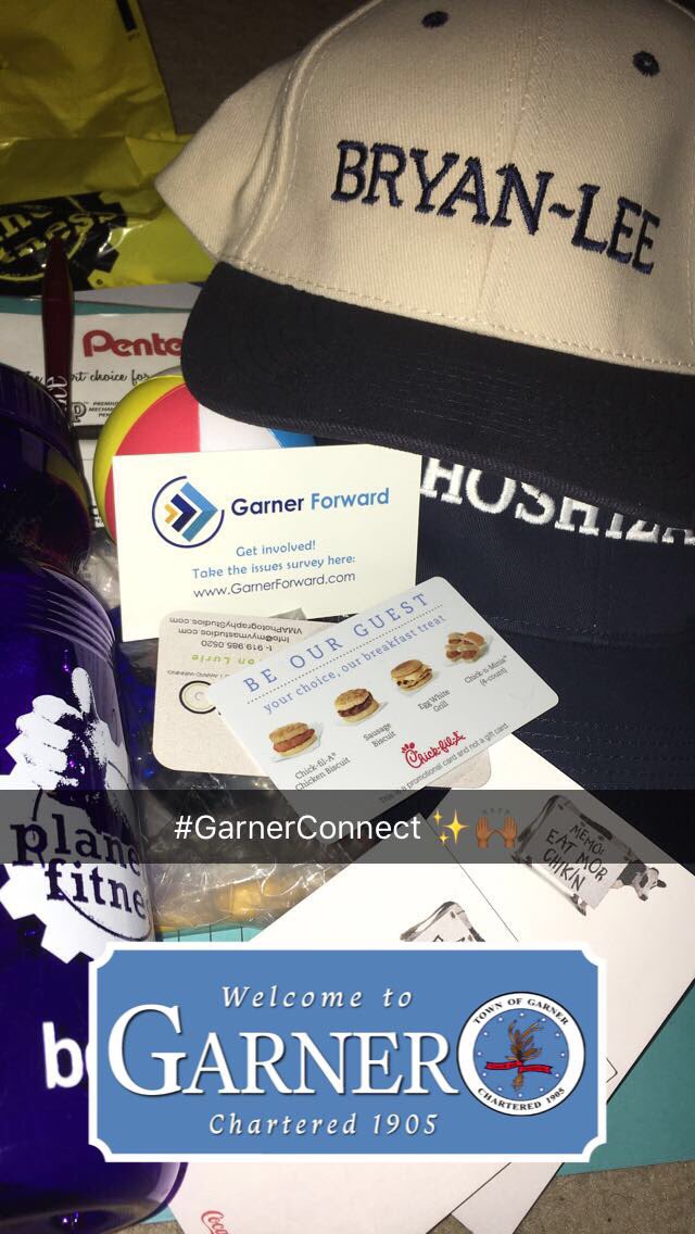 Itztj_again's tweet photo. OhWhat a great day ! The #GarnerConnect Conference was amazing ! ✨ always a pleasure to see my mayor 🙌🏾 @GarnerChamber https://t.co/ETGRgDBeYh