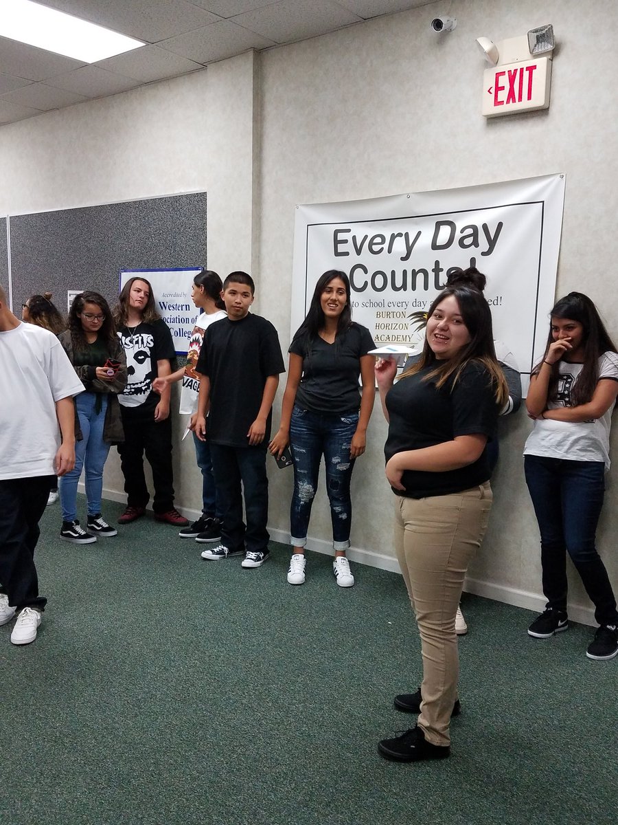 MsKhalid14's tweet photo. #Burtonhorizon is having an amazing first day! #bsdcares #BurtonFirstDay https://t.co/7qaNF38fy0