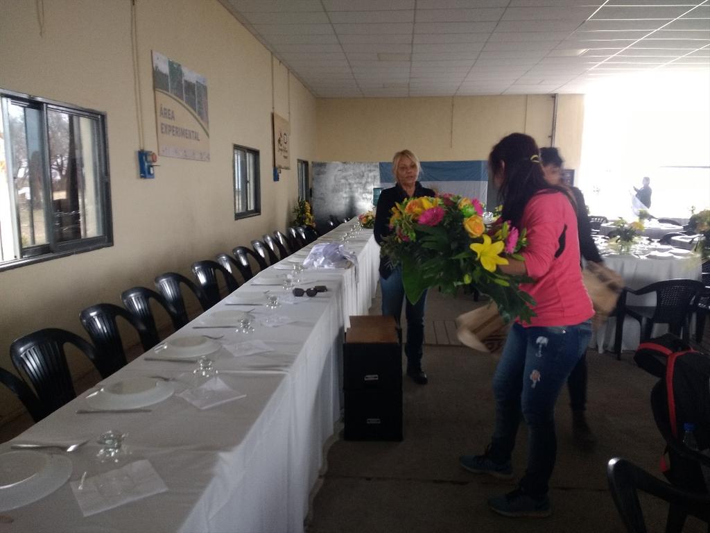 ConreroMarcelo's tweet photo. Todo listo para recibir a nuestros invitados mañana en #campoescuela @fcaunc. Mucho trabajo. Gracias comunidad facu! https://t.co/w9PDvqGr2M
