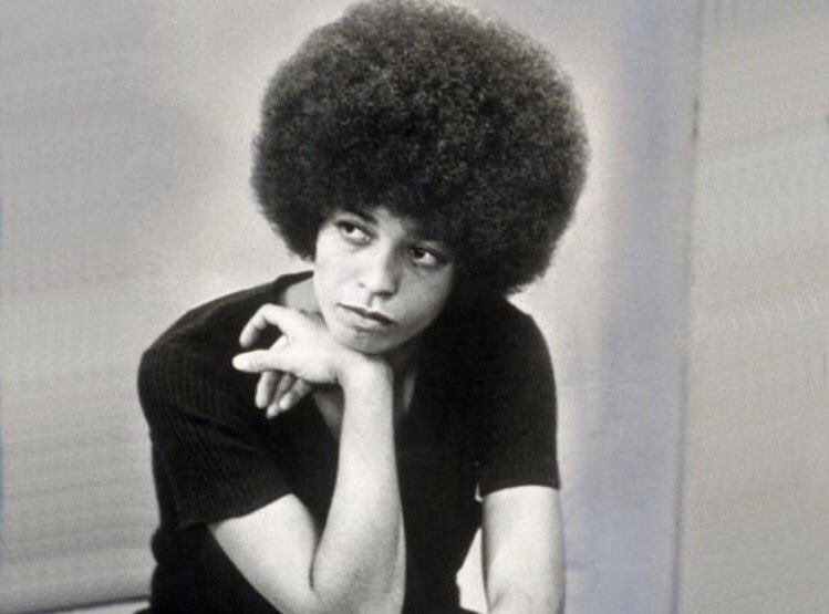 FashionFirstSEA's tweet image. Our #TBT this week is for Angela Davis. "We have to talk about liberating minds as well as liberating society." #futurefem #fashionfirstsea