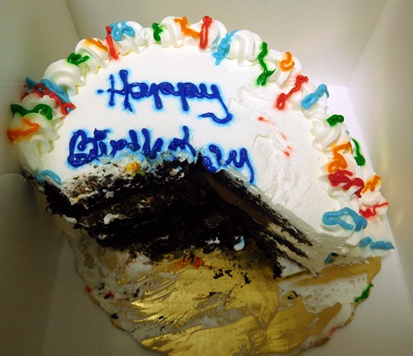 FigureFanZero's tweet photo. BIRTHDAY PREZZIES! #DCColectibles #Zenescope #NECA #JohnCarpenter #Kindle #LeftoverCake https://t.co/HTFVoFMuLd