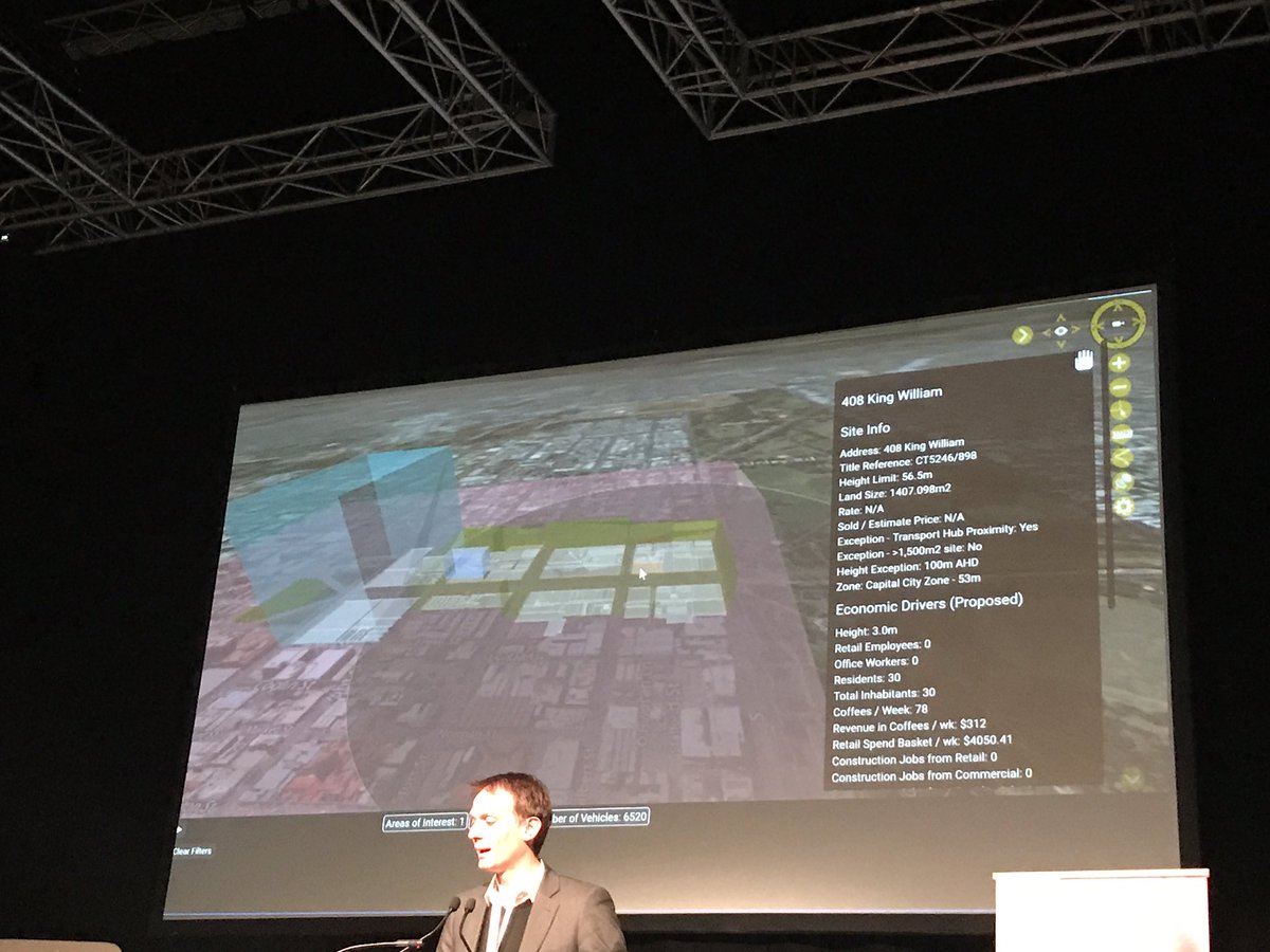 Palamir_'s tweet photo. @SeppeHelsen presenting @LUCIADconnect partner @Palamir_ #C7i #smartBIM @spatialinfoday @Fr_Rea #SpatialInfoDay2017 https://t.co/TPXlFYL7tp