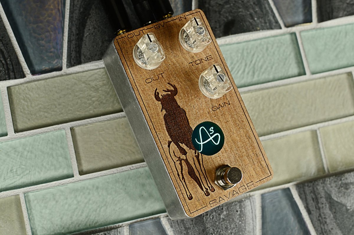 <a href="/AnasoundsPedals/">Anasounds</a> doesn’t horse around when it comes to transparent overdrives.
proguitarshop.com/anasounds-sava…