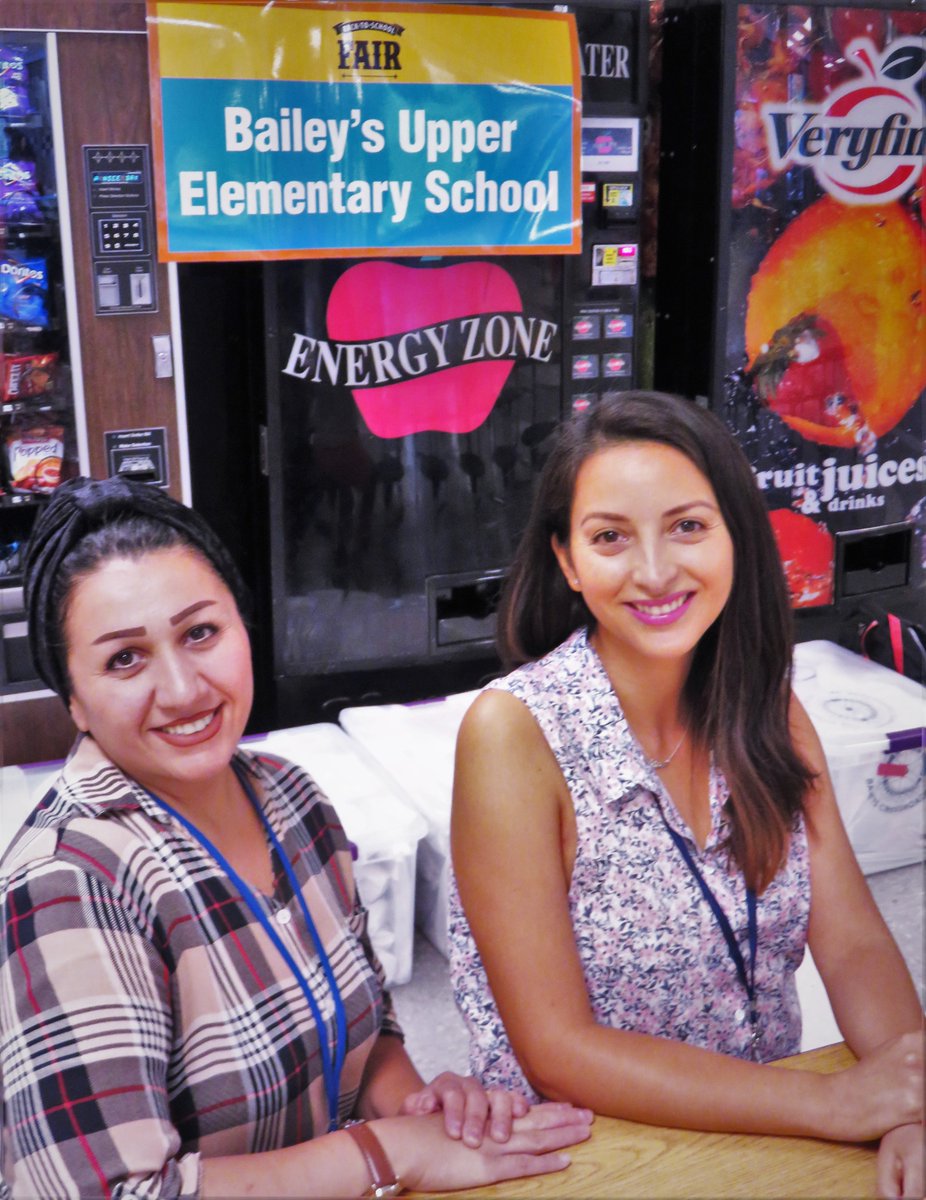 branchbrioso's tweet photo. These smiling faces greeted #StuartPyramid students &amp; parents at @stuartfair. See more staff, volunteers &amp; families: https://t.co/Xobx2MglHU https://t.co/Y4zM06I8cf