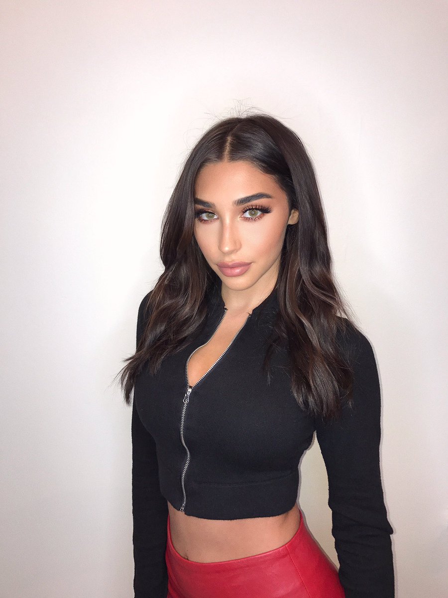👅