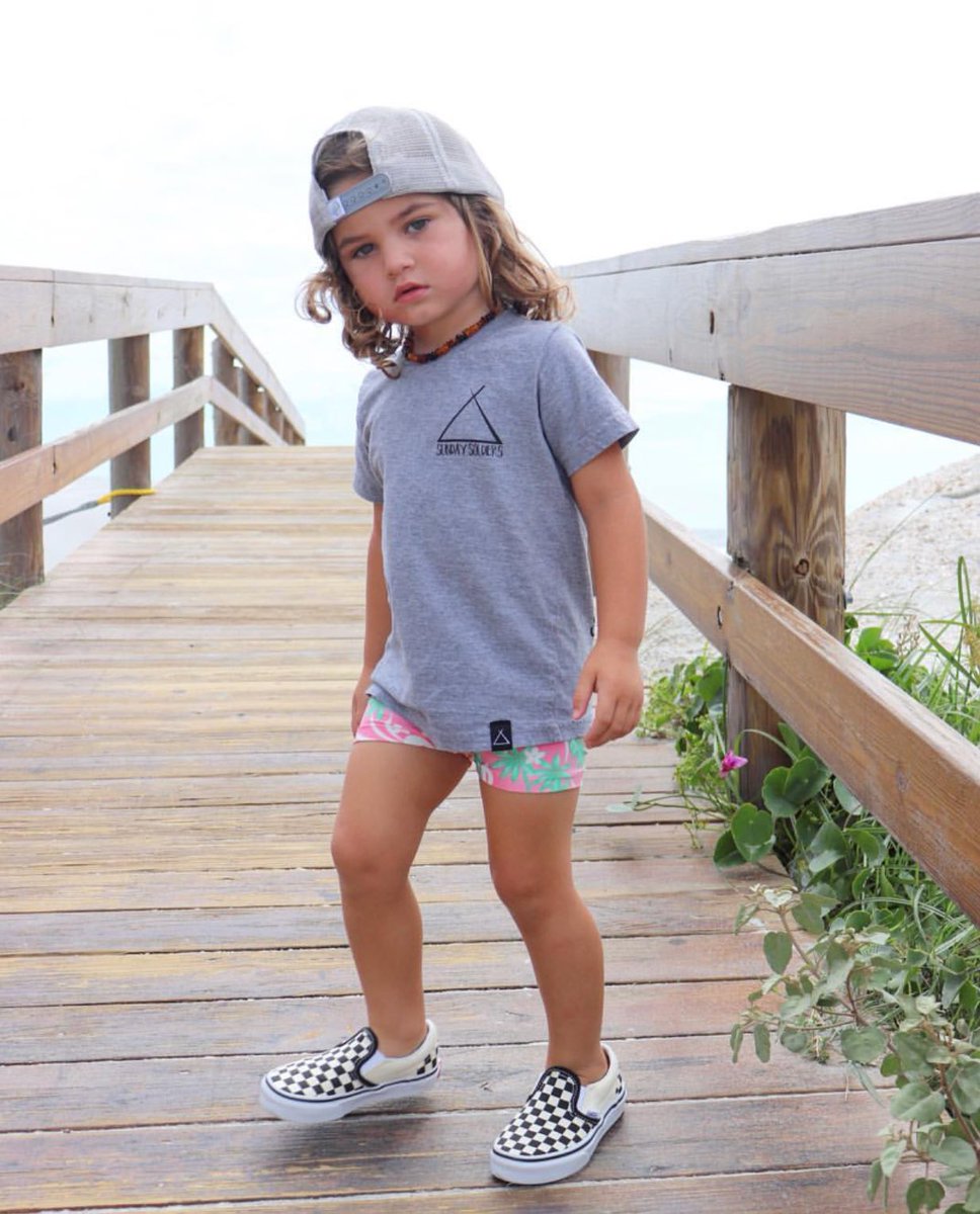 mermanbuns's tweet photo. MY NEPHEW IS LITERALLY A LIL MODEL https://t.co/atxBdcCQjt