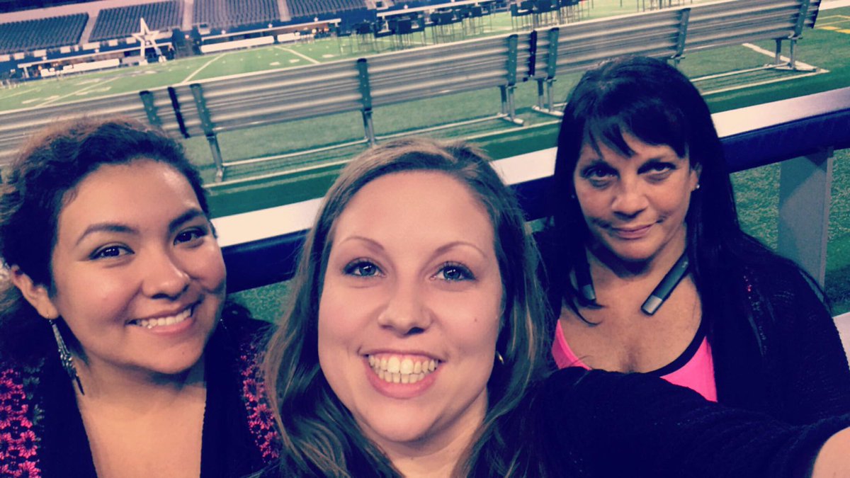 SASpursGrl's tweet photo. #makingstridesntx #walmartredoak https://t.co/HmeMyAkM08