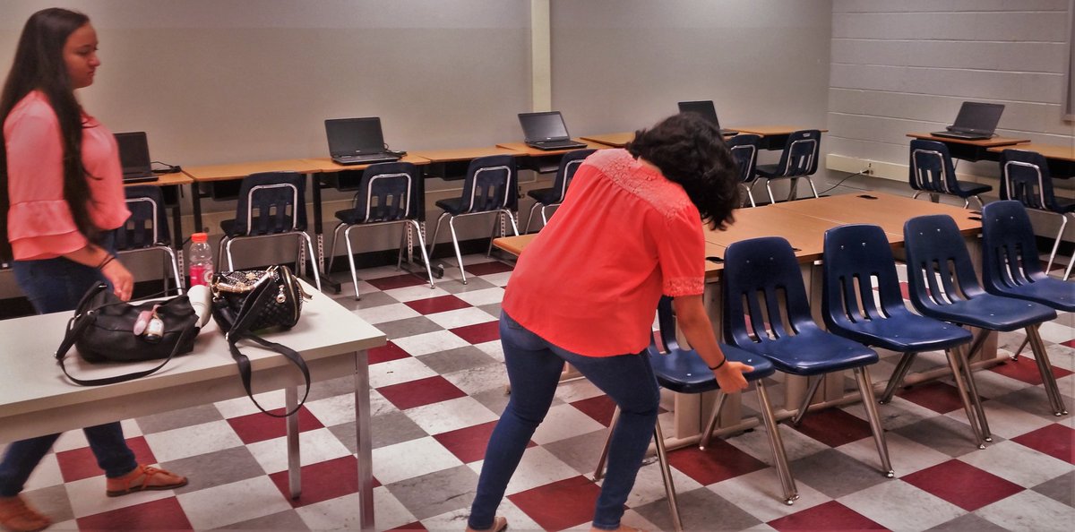 branchbrioso's tweet photo. #StuartPyramid students making us PROUD. Scores of students like #StuartHS' Rawala and Rozan made @StuartFair happen from set-up to cleanup. https://t.co/SkKh6dmEXy