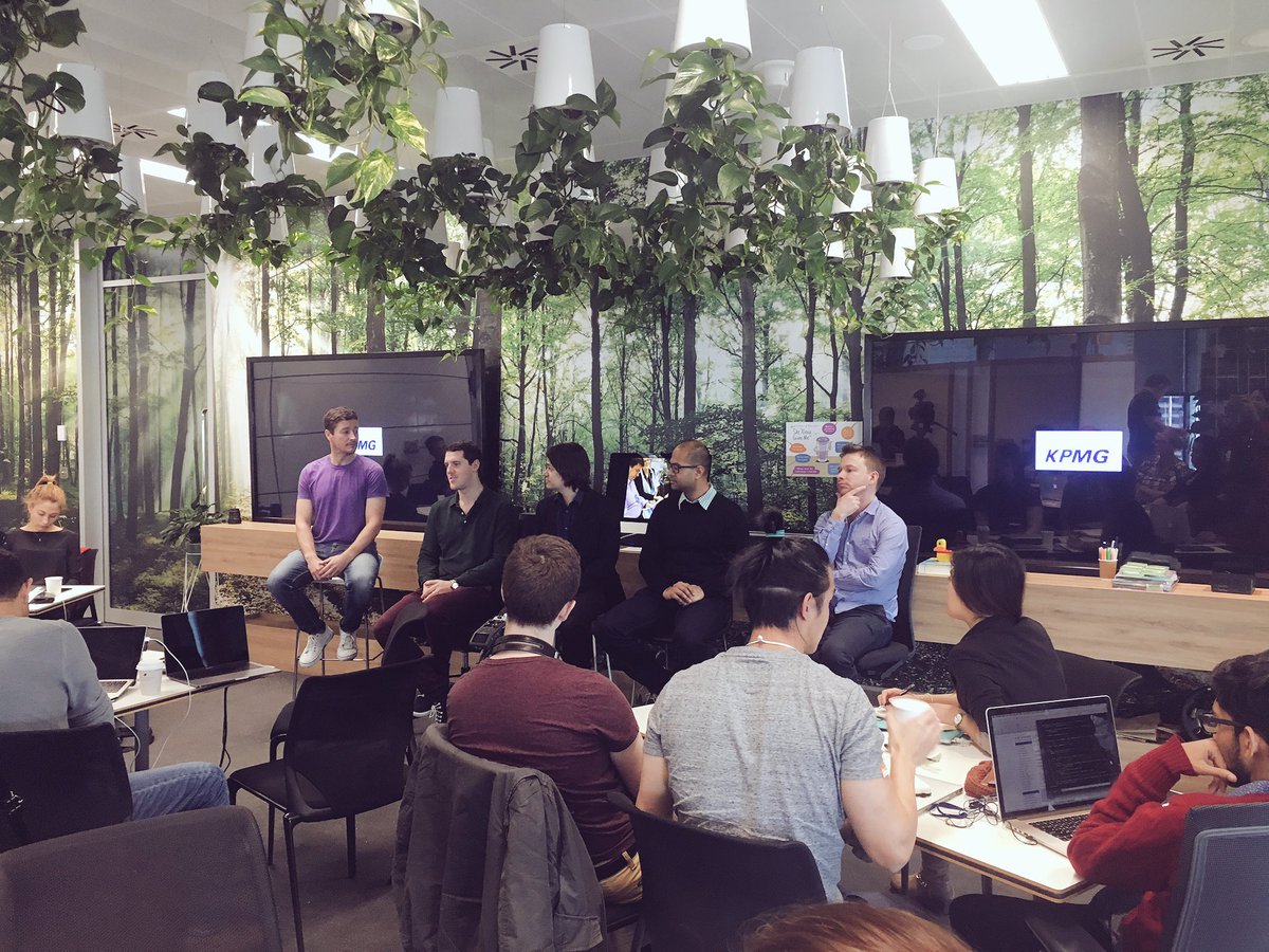 H2_Ventures's tweet photo. Panel 2: Working with #corporates featuring H2 Alumni 🙌🏽 #fintech #data #ai #innovation #startup #startups #investing #vc #tech @kpmglab_au https://t.co/aQuJ6gkR13