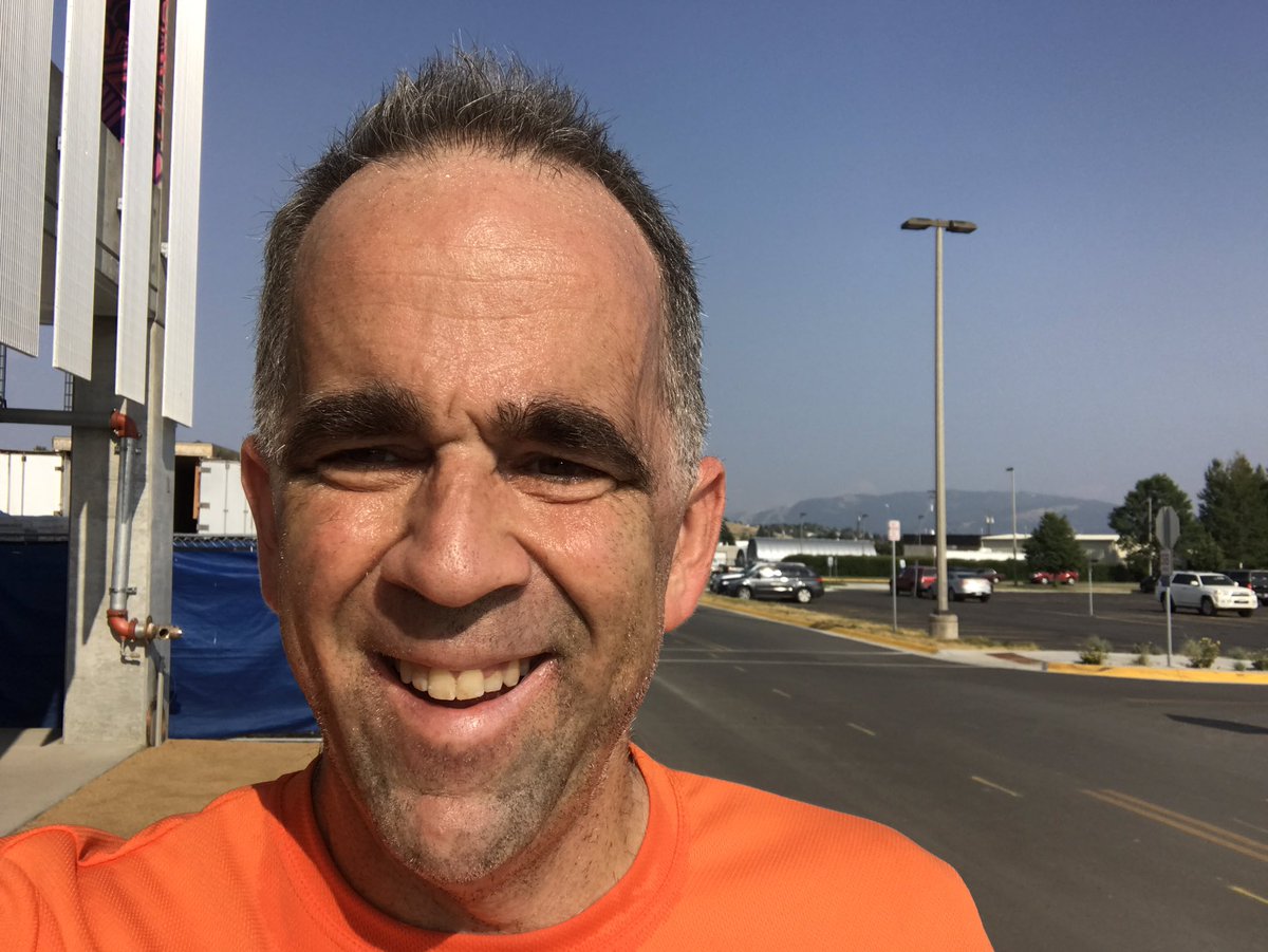 MarkVillinski's tweet photo. #klweklness #13 #theroadtopdx #fullcrazy https://t.co/6HeZxW2FIP