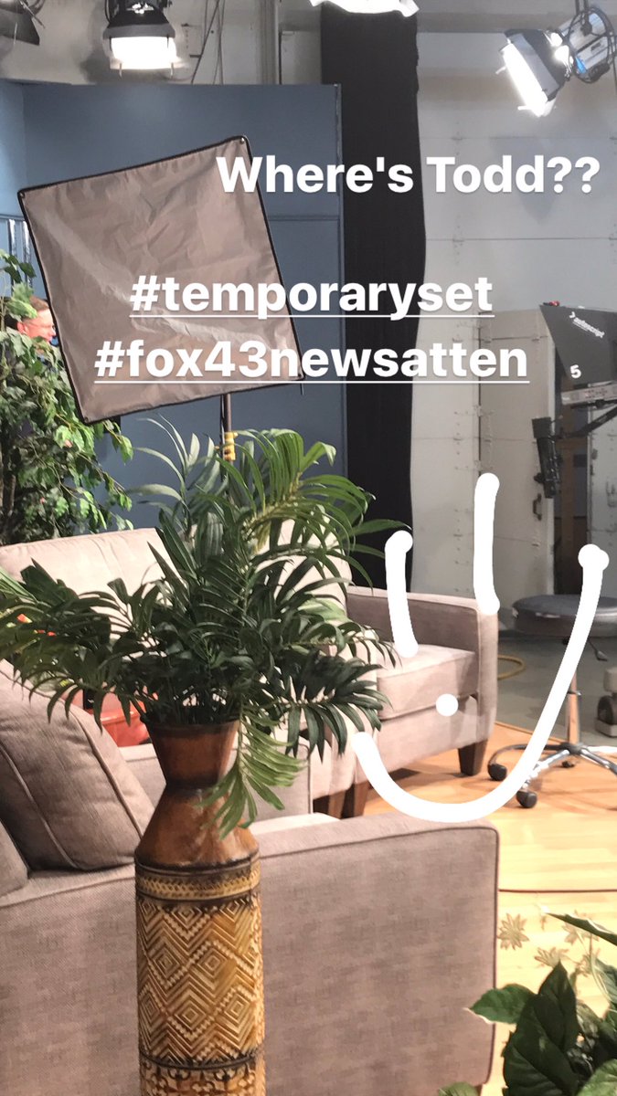 BethHaynesTV's tweet photo. @10weather... I know you're there somewhere! Hidden by trees & ferns #itsajungleoutthere #temporaryset @Fox43Knox @wbir https://t.co/W441v4VgqR
