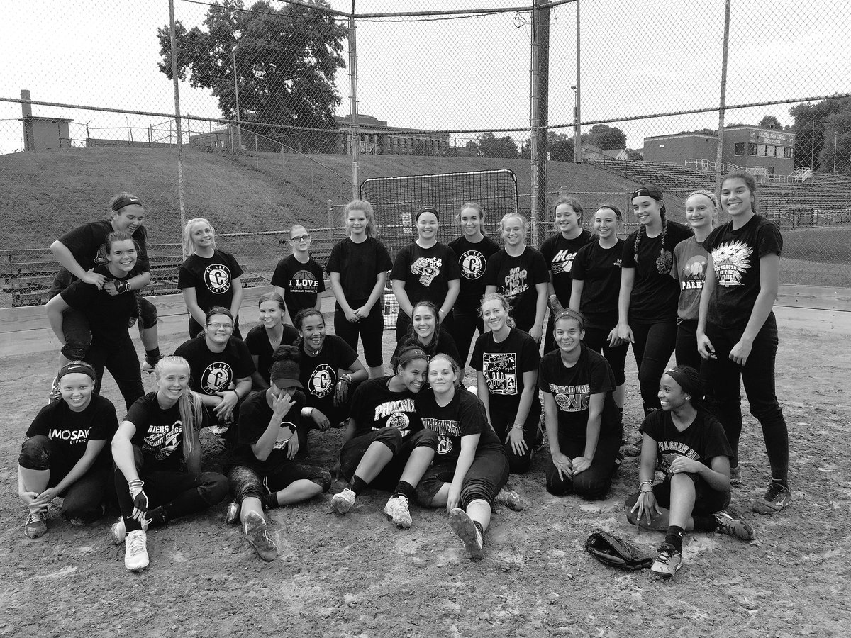 Blackout scrum/prac! Thanks to all who helped start our Superscreen set up! Noyes Dome looks better already