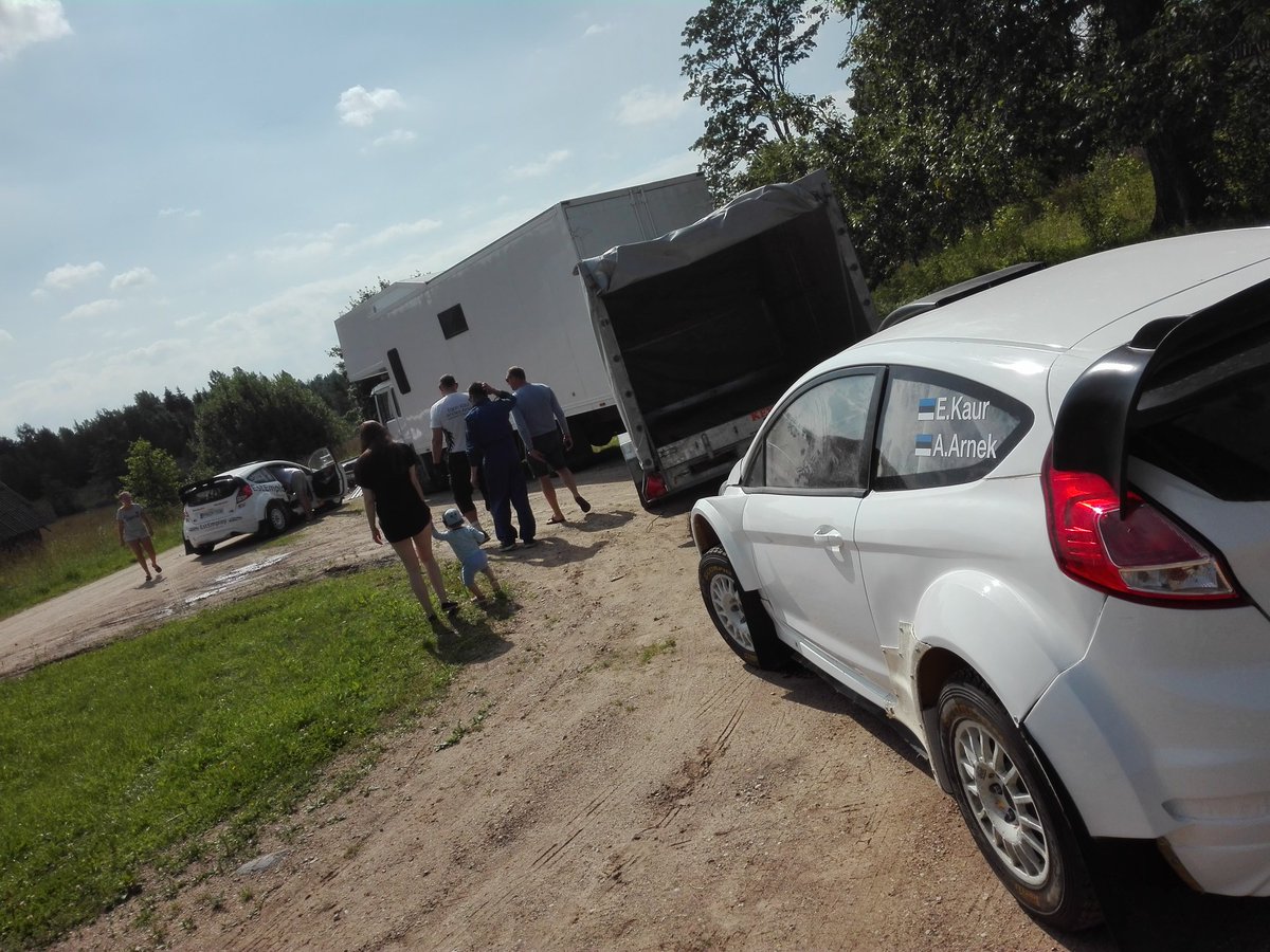 Karlip1's tweet photo. Training camp w/ @KaurMotorsport #SERally https://t.co/j5VNIOJtHv