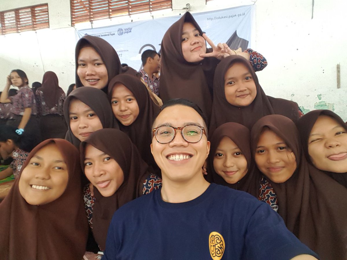 DitjenPajakRI's tweet photo. #LIVE Dari Binjai Taxmin geser ke Medan. Ngeeeeng. #PajakBertutur https://t.co/RfmERFimmR