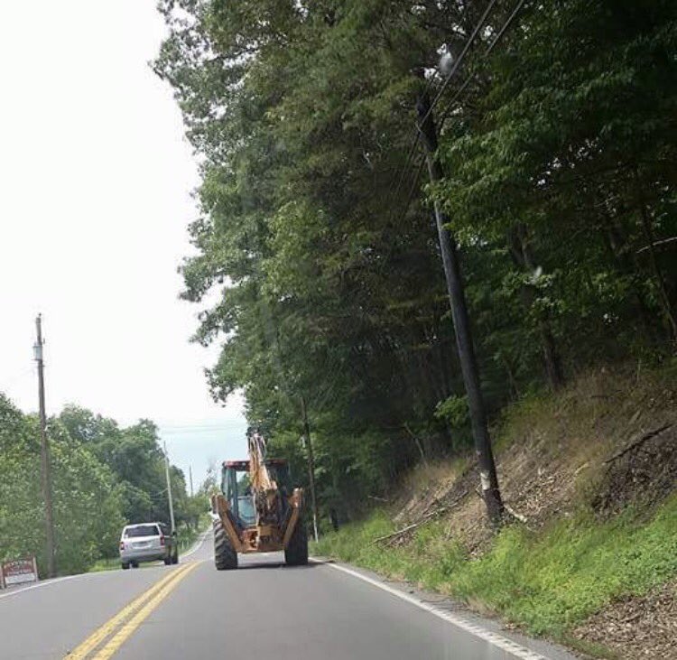 cperrycounty's tweet photo. Perry County traffic jam. #cpc #classicperrycounty https://t.co/BHNGzHqtHH