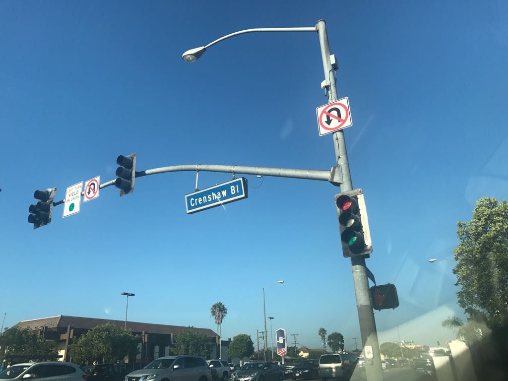 Certified_Humor's tweet photo. Out here looking for them guys who killed Ricky #lmReady https://t.co/khYd3qUHO9