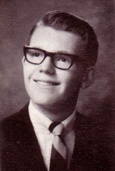 EtrnlSharonTate's tweet photo. Remembering #StevenParent and #DonaldShea - Mr. Shea's date of death is not even known #RIP https://t.co/KBTGDcPLB8