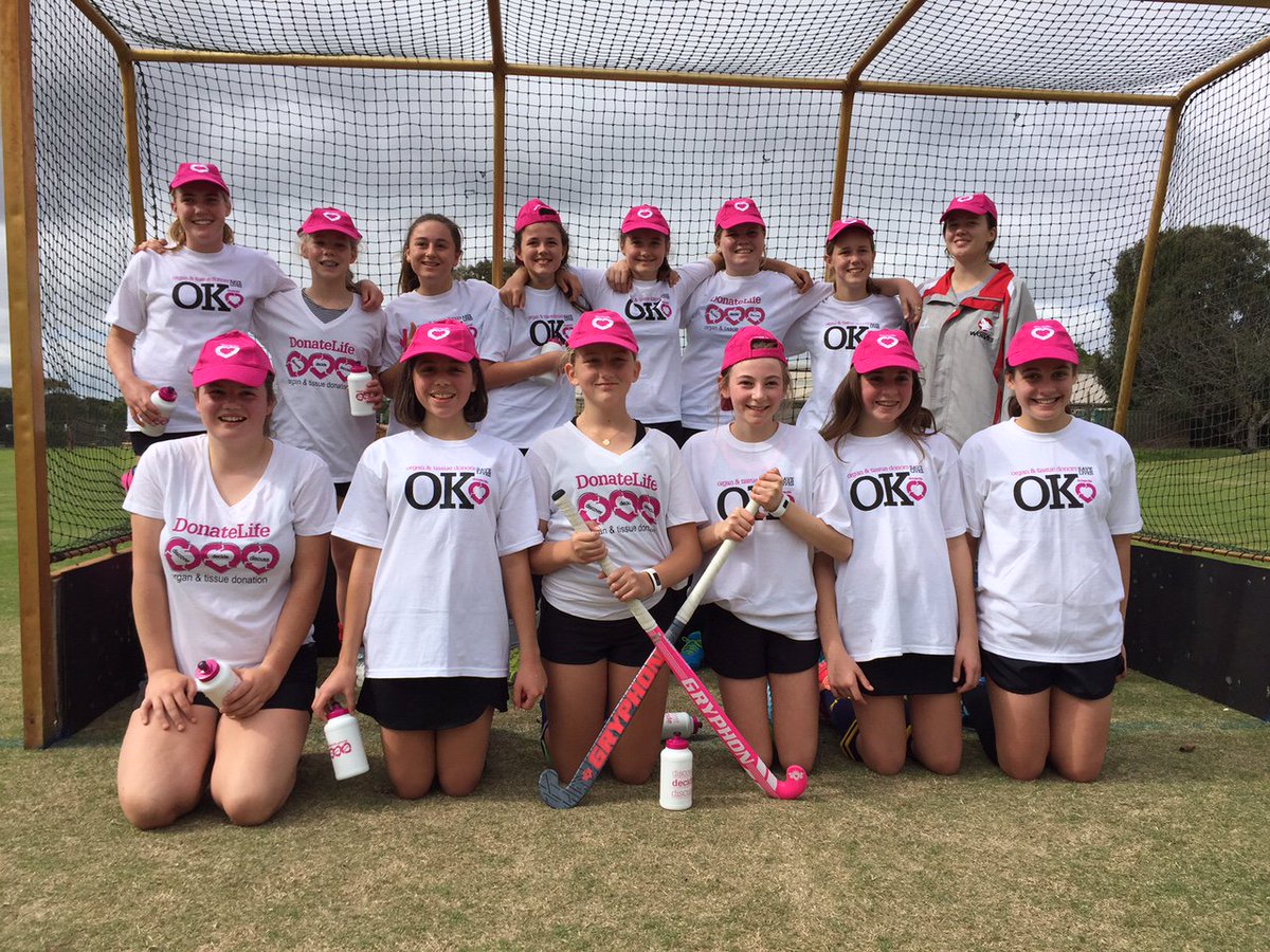 DonateLifeToday's tweet photo. The Westside Wolves Year 7/8 team from WA donning their #donatelife shirts! Congratulations on the win! #makeitcount https://t.co/25jwE7Yjs9