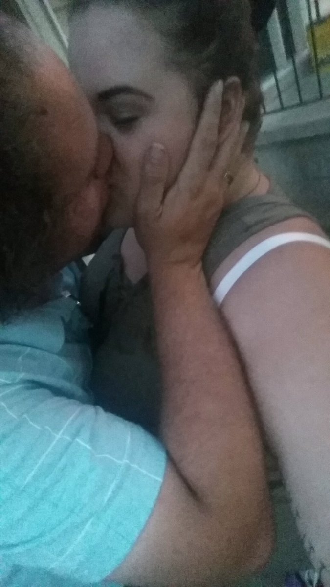 kittykaty3106's tweet photo. There is nothing better than feeling the power that one kiss can give when it is from the man you love! @JonKatyKat https://t.co/YjUswh3SLD