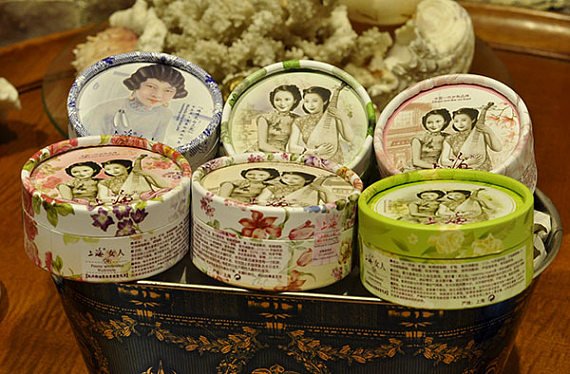 Reosh_Brand's tweet photo. Pamper yourself with Shanghai Lady Moisturizing Vanishing Cream. 11 floral scents to choose from. https://t.co/NAXI45uEEc https://t.co/r2NMPYtm76