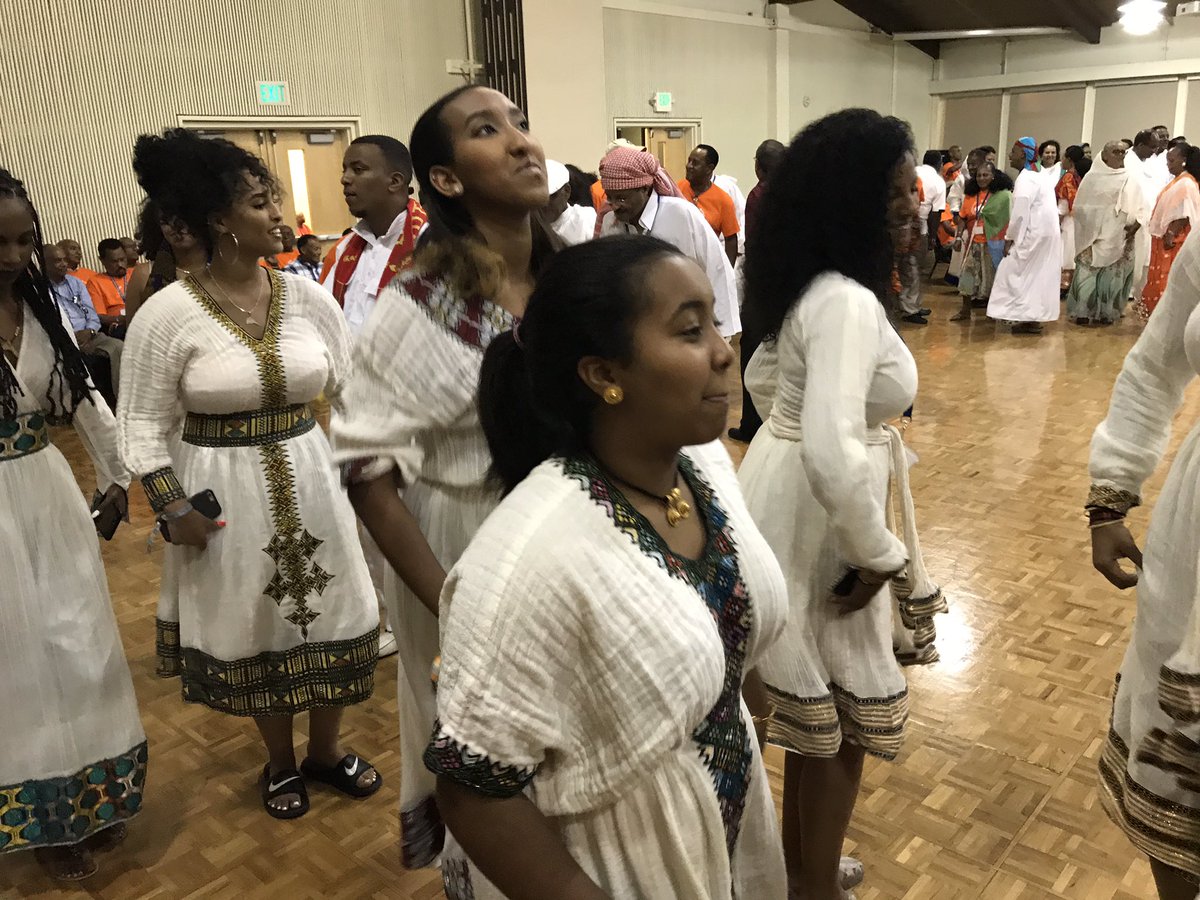Ghidewon's tweet photo. Heritage night at #YPFDJConference2017 in full swing https://t.co/RNRk7JQ7zA