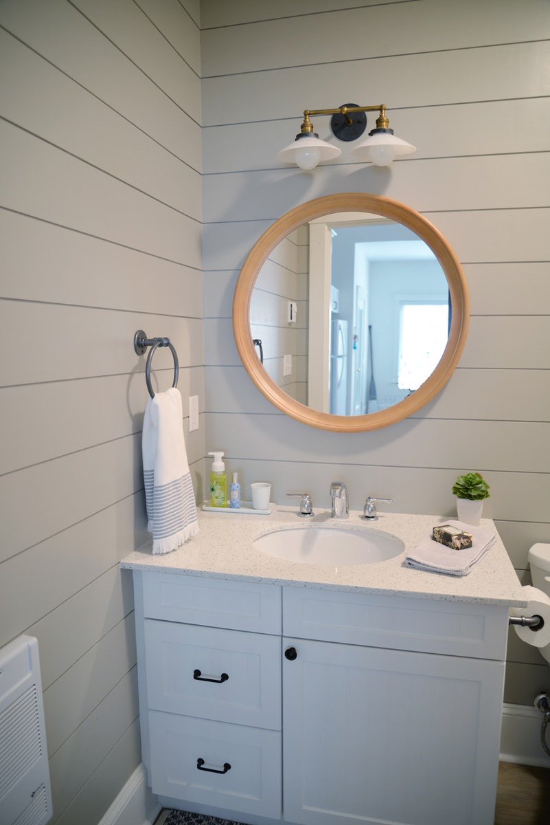 ColorNInterior's tweet photo. Cool #Bathroominteriordesign Ideas to Check

Visit: https://t.co/jdSBvgNCrX

#bathroominterior #bathroomdesignersinbangalore #colorninteior https://t.co/jTv3NEW3Pj