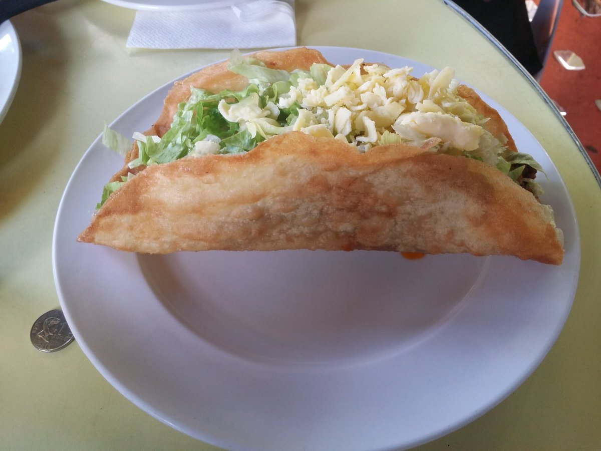 anap0t's tweet photo. Giant taco forevs!!!
#wheninsubic https://t.co/16U14Dtqim