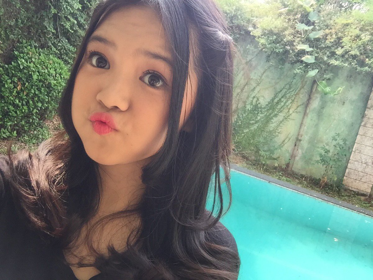 ehjuliee's tweet photo. Hayoooooo jgn sukipsukipp wqwq https://t.co/jZPR6BdsLQ