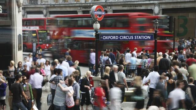 TRAVEL ALERT: #OxfordCircus Underground station has been closed, due to reports of smoke. Trains are not stopping on any lines! #Leytonstone