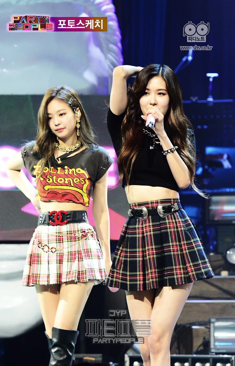 Uzivatel Rosechinabar Na Twitteru 170811 Jyp S Party People Pd Note 3 Blackpink 블랙핑크 Rose 로제 Jennie Jisoo Lisa Https T Co Hxqgvoakom Twitter