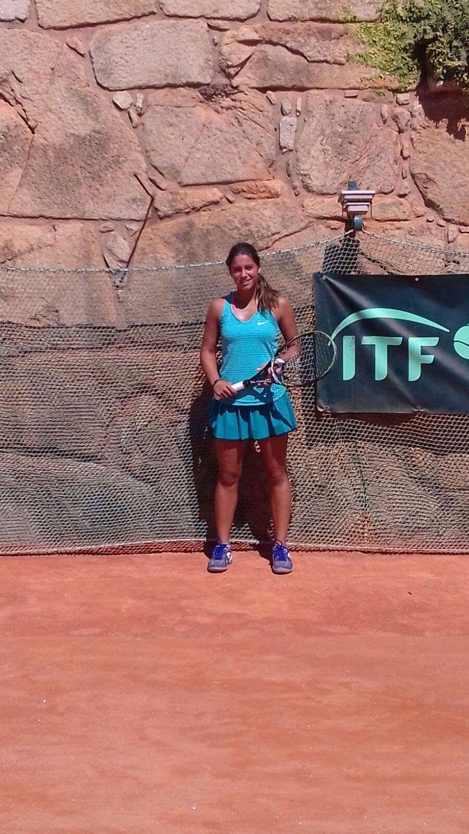 ferreracademy's tweet photo. #ResultadosATF: #JessicaBouzas vence y se clasifica para semifinales #ITF #JuniorTaçaDiogoNápoles (Grado 4), #Portugal
#ATF #VamosJessica https://t.co/7Gs0jwGc3Z