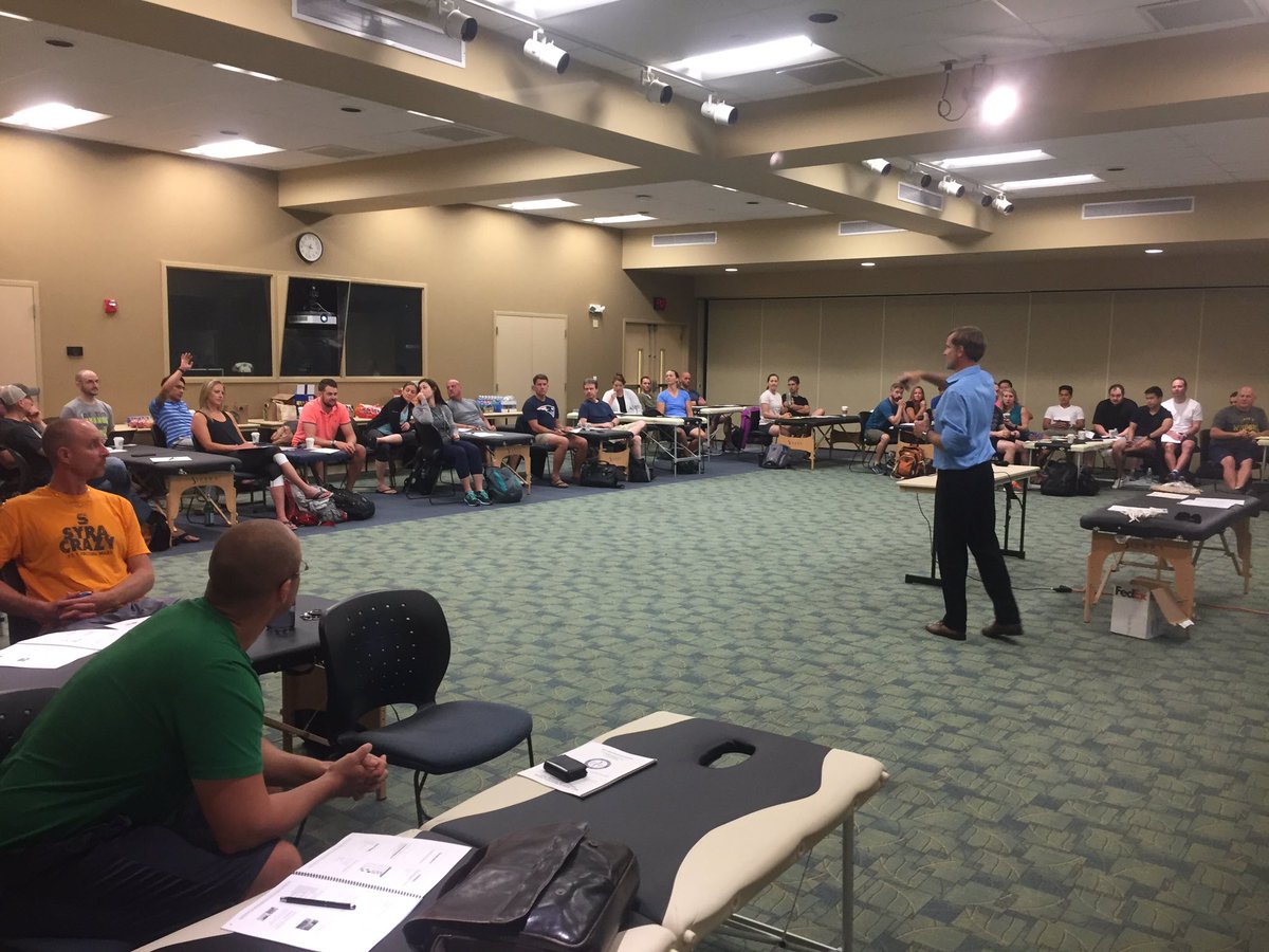 RayButtsDPTPhD's tweet photo. Capacity crowd of 40 learning evidence-based extremity Manips. (EMT-1) In Columbia, SC - closing out the AAMT Week 2 intensive! @DrDunning https://t.co/990yTqf0SQ
