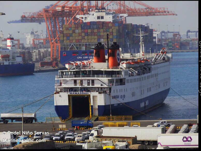 jeddahport's tweet photo. #ميناء_جدة_الإسلامي يستقبل اولى سفن رحلات الحجاج لهذا العام ١٤٣٨. https://t.co/6ZTZHo2VmN