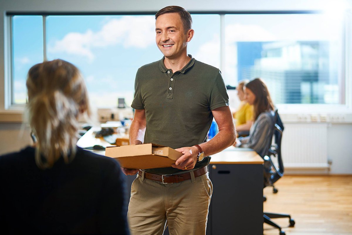 You are in the office... It´s a busy day and it's already twelve o'clock. 
This is where Maul comes in! 
More here: tinyurl.com/y77wz9vn