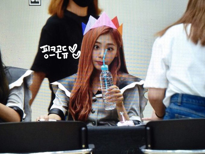 DG866wlUQAAaA5d.jpg:small