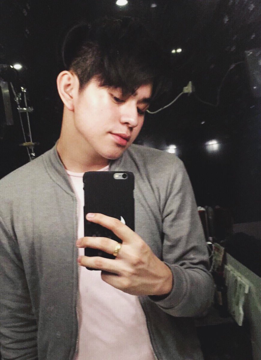 GwapoClub's tweet photo. Gwapo spotted: @imVjCortez ♥️♥️♥️ #GwapoClub https://t.co/r0ebwAZpyw
