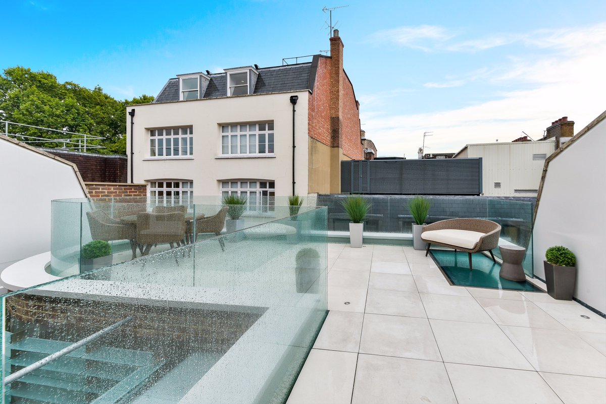 KF_NorthLondon's tweet photo. An exceptional #2Bed #penthouse apartment, newly refurbished #ToLet in Holborn #WC1R @KF_NorthLondon #kingscross  https://t.co/67yfa9wd0l https://t.co/Opuba9H8ZK