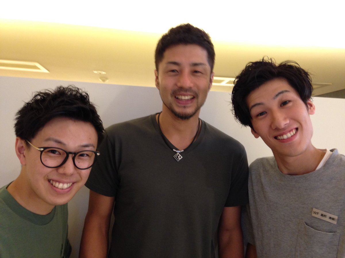 02asayama's tweet photo. 来週からいよいよ合宿！
なので今日はWISTARIA FIELD-ZAWAさんでカットに^_^
写真の右の彼はハンターに似てる爽やかなイケメン高村くん！
いつもお世話になってる岡田くんも含め、実はよくご飯を食べにいく気の合う仲間です！ https://t.co/bgIKpurZPo