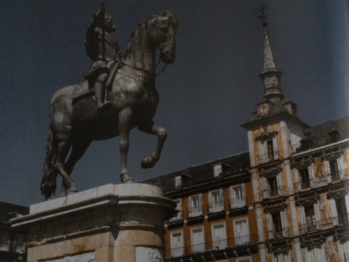 Plaza Mayor de Madrid.......
