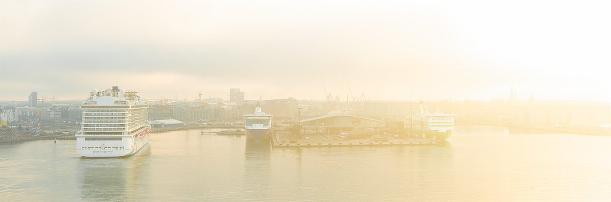 TietoaFinland's tweet photo. Luonto yllätti maagisella valolla kuvauksissa. Kuvattu Pihlajasaaressa tänä aamuna kuuden jälkeen. #multikopteri #Helsinki #Pihlajasaari https://t.co/eWjdrDDzxH