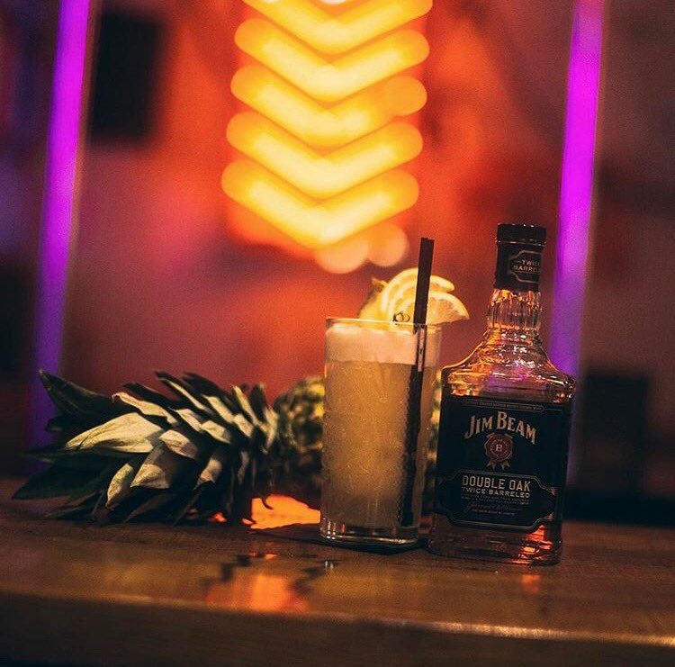 lowslowandjuke's tweet photo. HAPPY HOUR Monday-Friday from 5pm-8pm 🥂#cocktails #happyhour #london https://t.co/VroiX4Om0O
