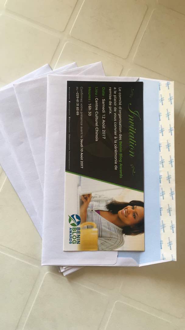 Griio offre 5 invitations pour la cérémonie des <a href="/beninblogawards/">Bénin Blog Awards</a> aux 5 premiers qui citeront ce tweet avec "Je veux y aller" 😉

#Team229