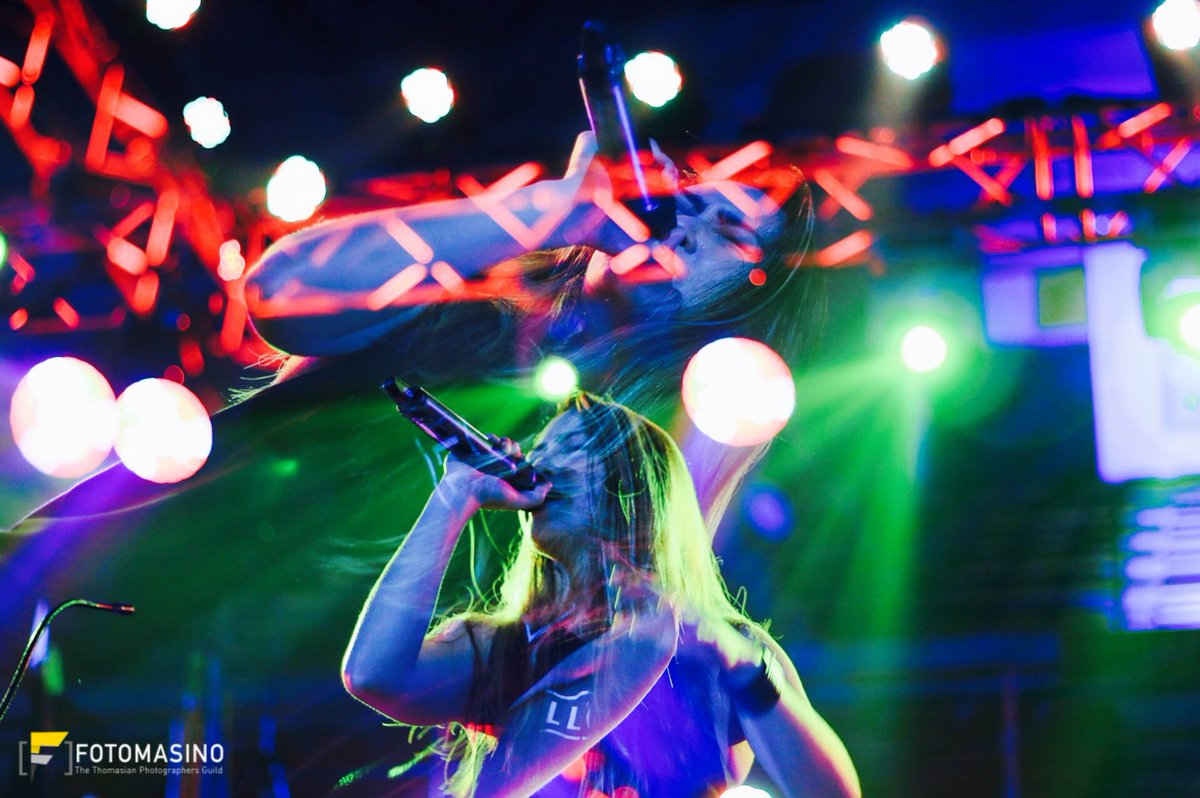 FotomasinoTPG's tweet photo. Electrifying performance by Gracenote
Thomasian Welcome Party
August 4, 2017
Photos by Anndy Alarcon
#FotoxWW
#TWP2017 https://t.co/PlJxmi2K91